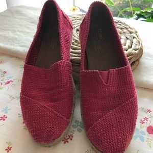 TOM’S CLASSIC FREETOWN SLIP ONS